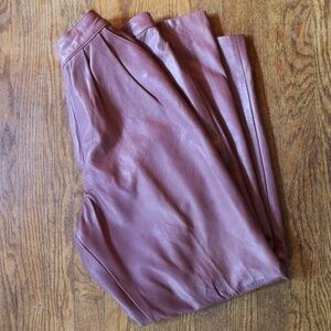 Red Liz Roberts, Robert Elliot Leather Pants